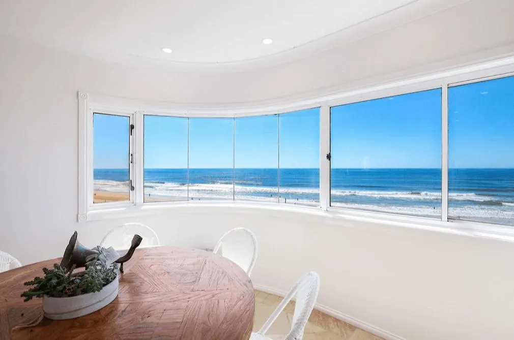 3 Bedroom Top Floor Beachfront Apartment In Surfers Paradise - Q Stay Gold Coast 0*,